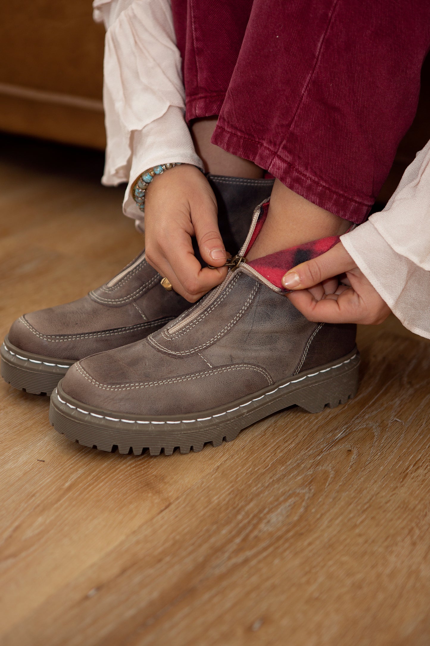 Rebel: Bota Kiko's Bitono Humo