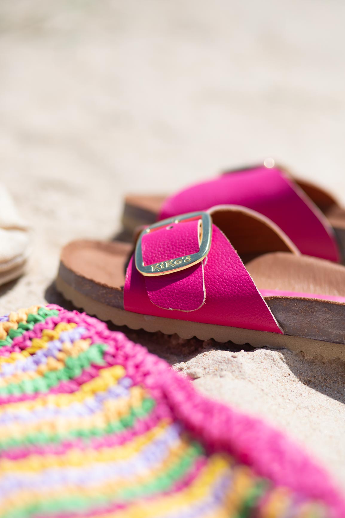 Clover: Sandalia Kiko's una hebilla rosa