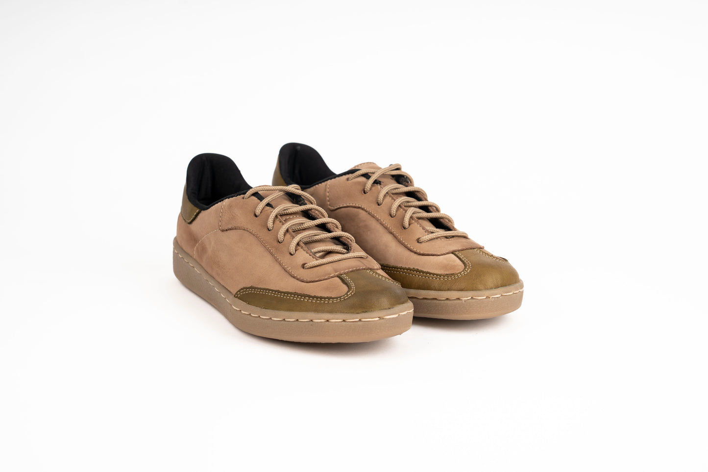 Viena: Sneaker Kiko's Taupe con verde