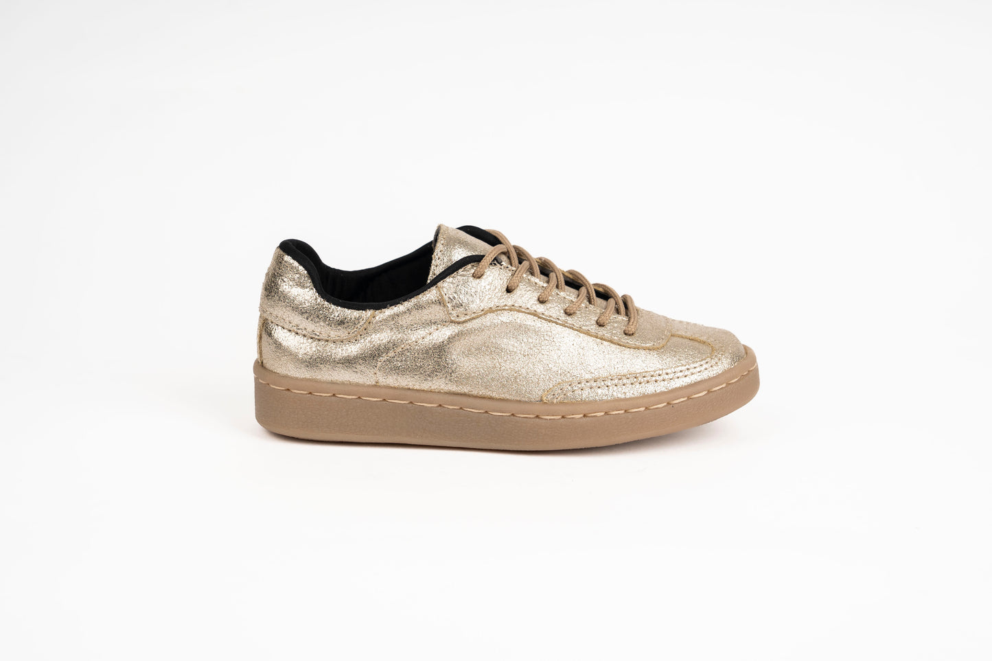 Viena: Sneaker Kiko's Oro