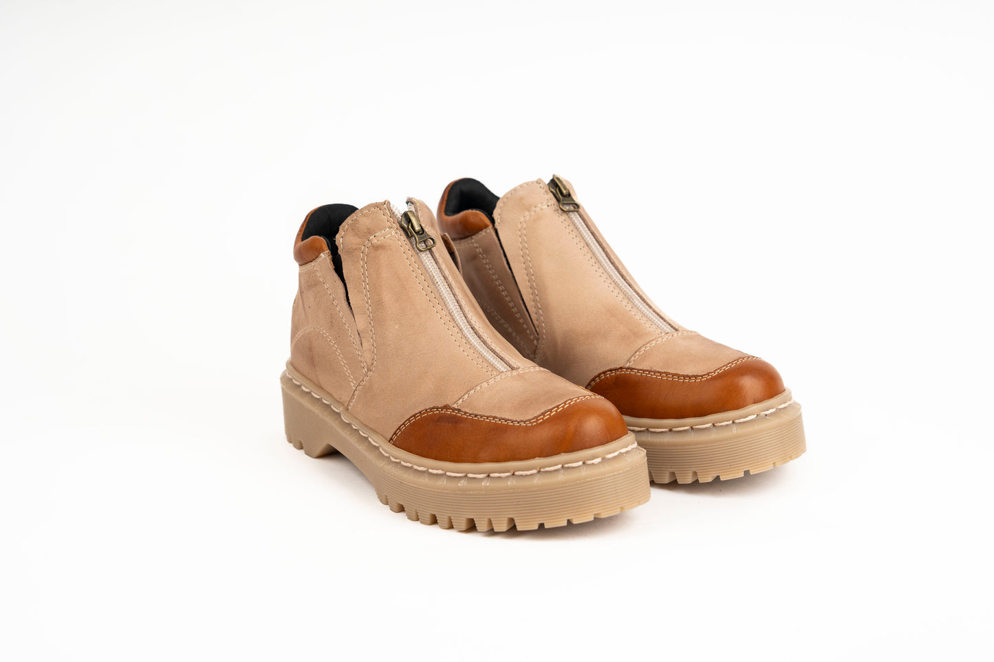 Tracker: Bota Kiko's Taupe