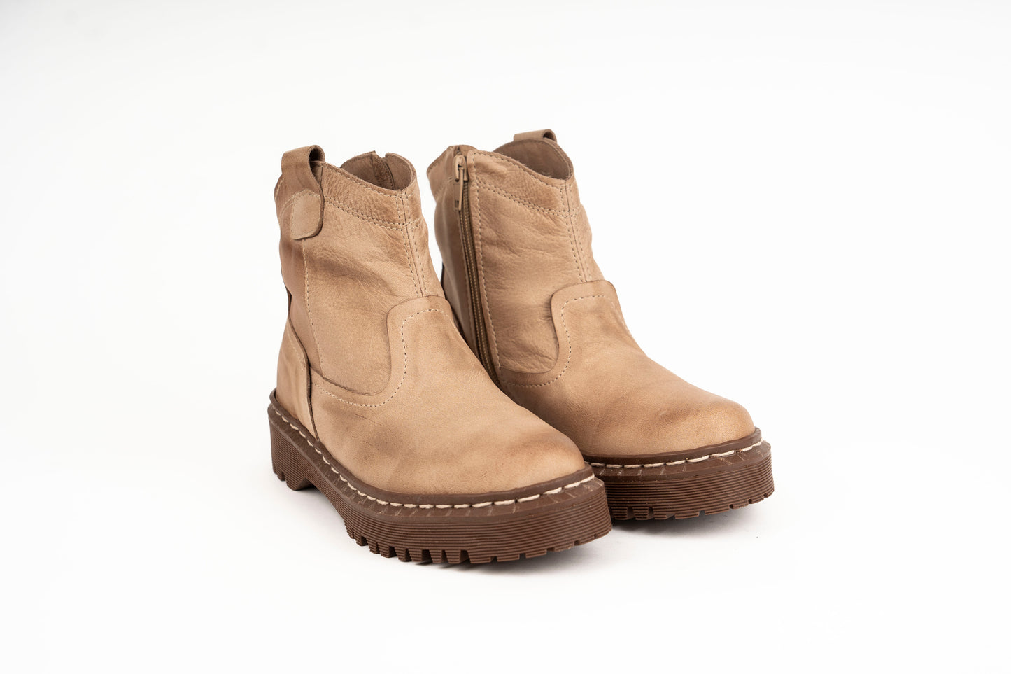 Oasis: Bota Kiko's Taupé