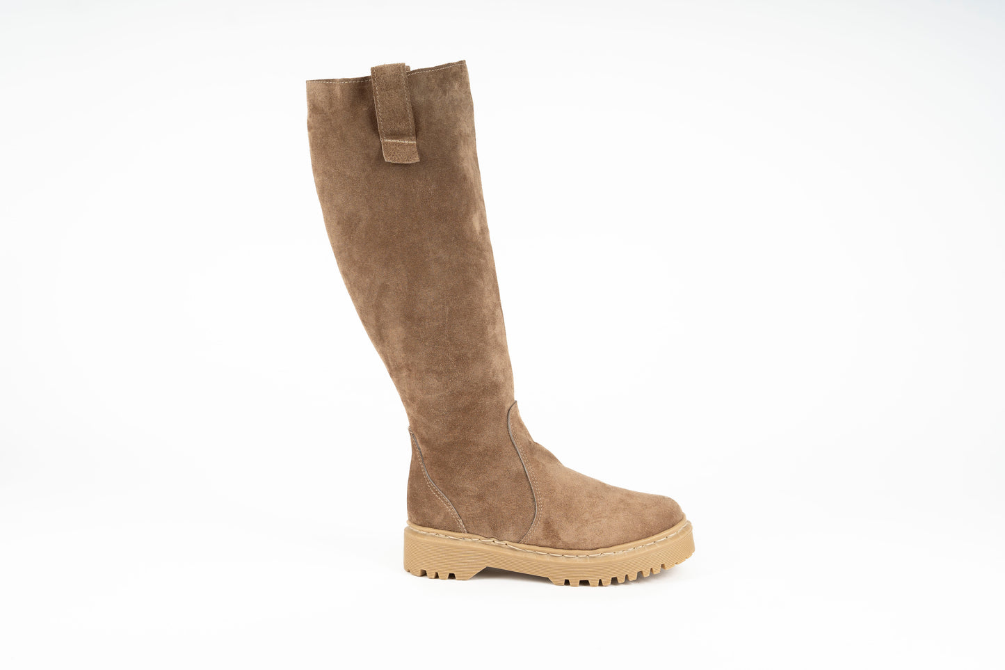 Berna: Bota Kiko's Arena