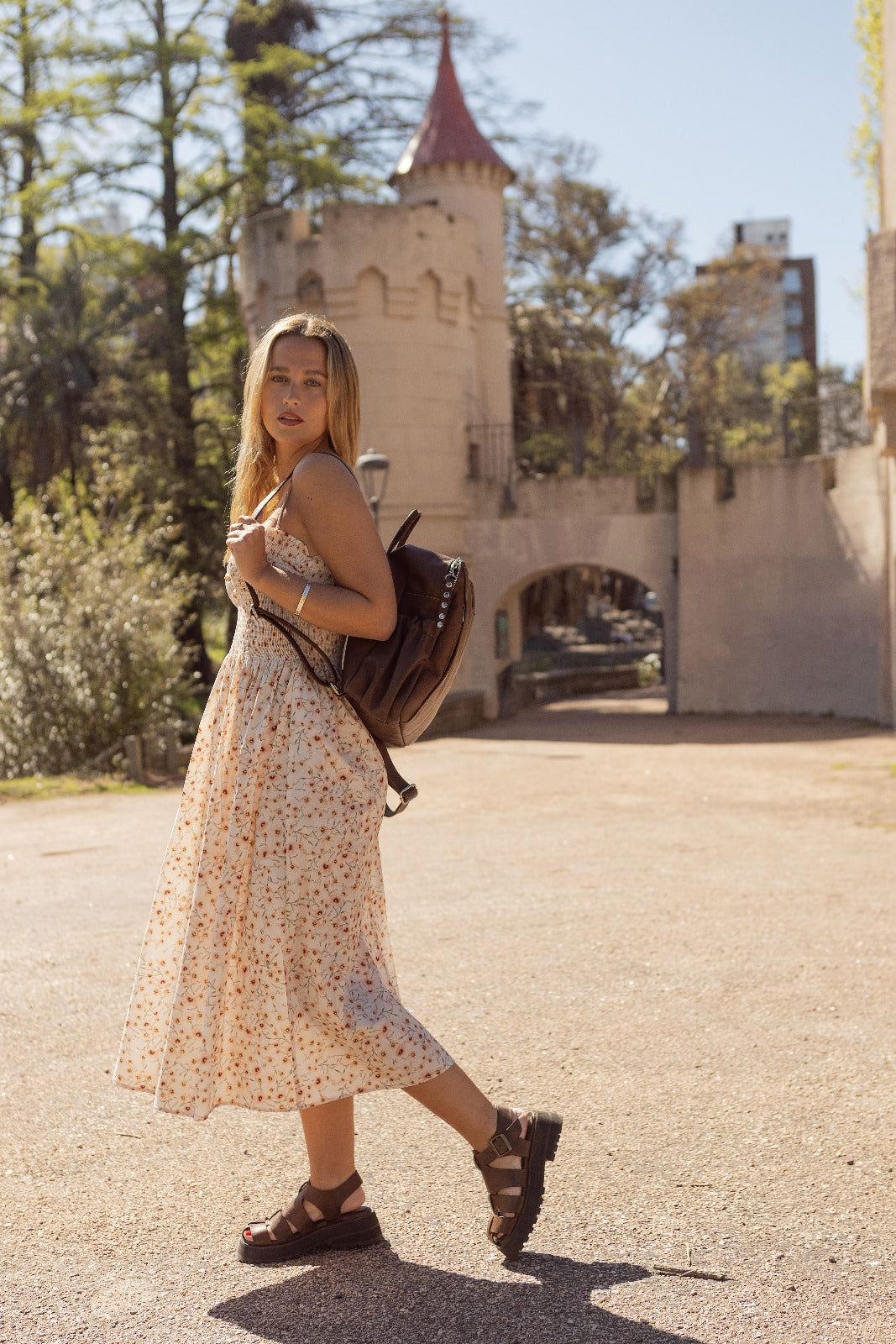 Lara: Sandalia Kiko's Chocolate